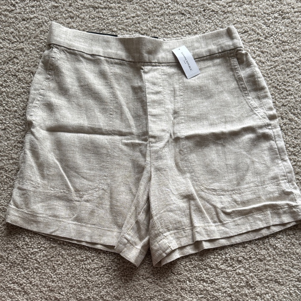 Banana Republic Women's Tan Linen Shorts